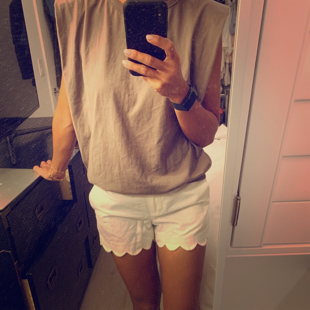 J Crew Scalloped White shorts 00 25